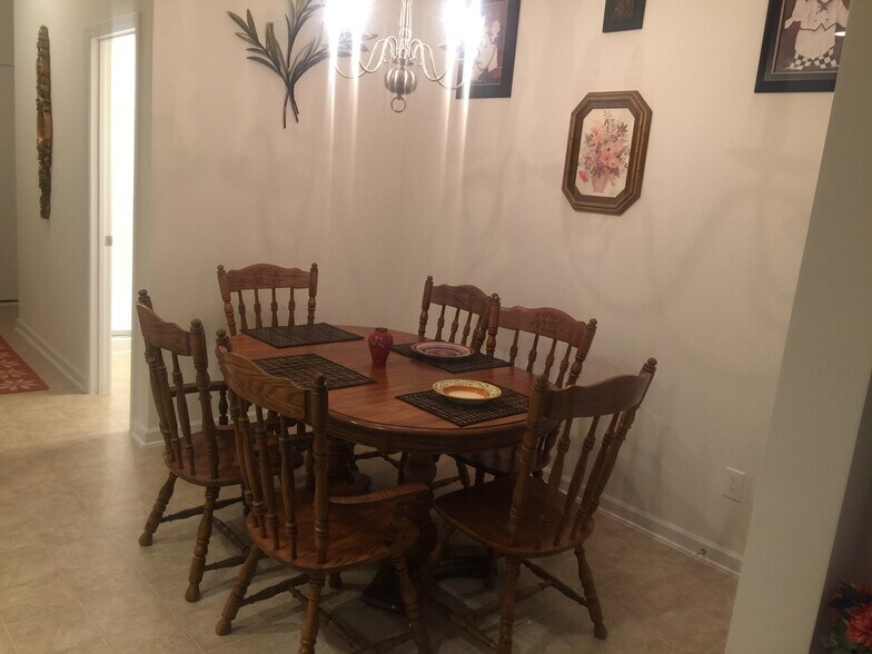 Building Photo - 748 Maypearl Ln