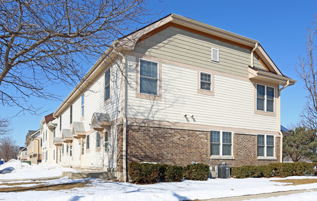 Building Photo - Townhomes at Carver Park