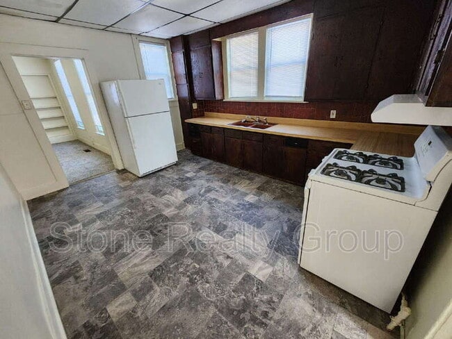 Building Photo - 1645 Spruce St