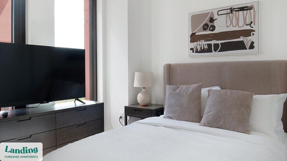 Building Photo - 632 Howard Rd SE