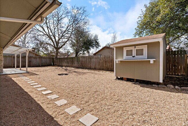 Building Photo - 12306 Hickorystick Cove