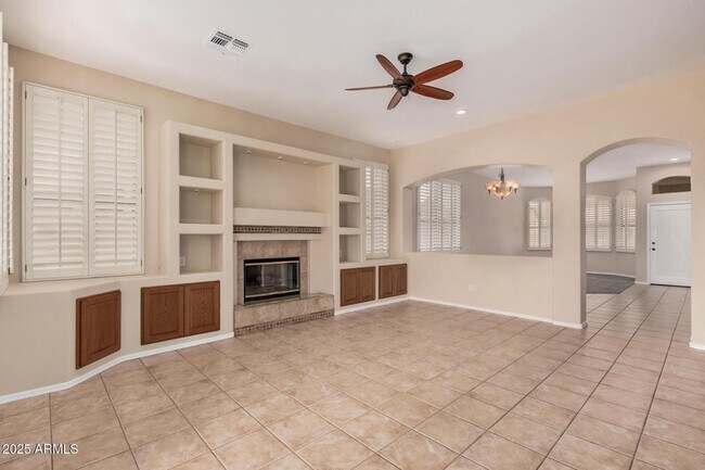 Building Photo - 6516 W Matilda Ln