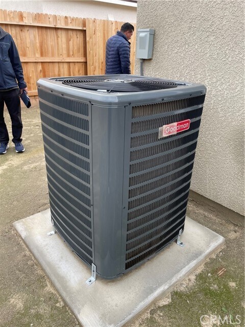 Building Photo - 3739 Ming Ave