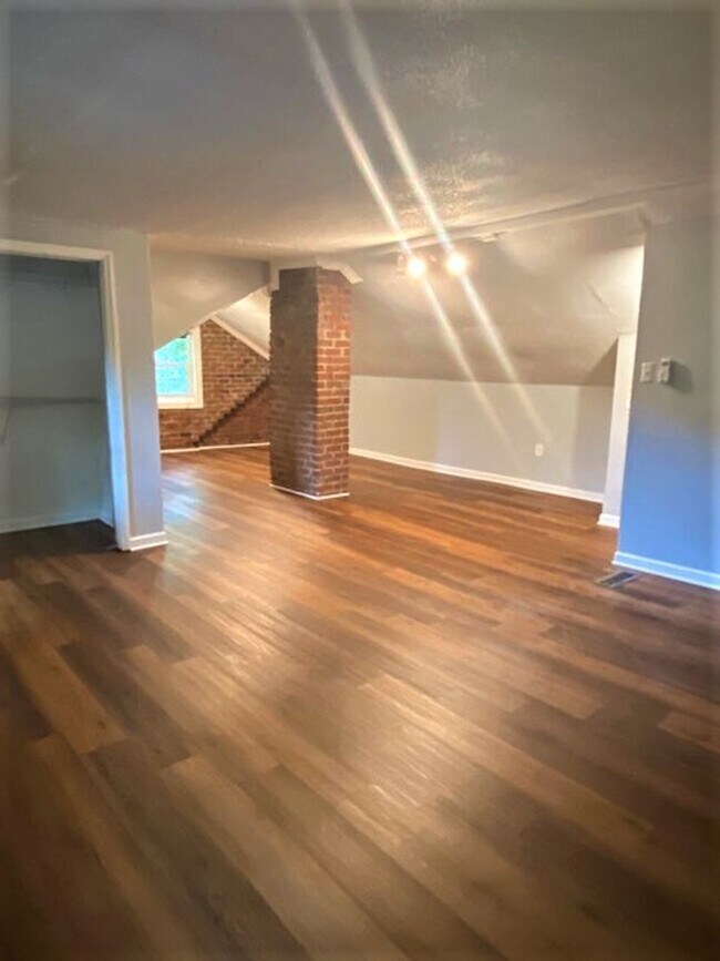 Building Photo - Romega Properties