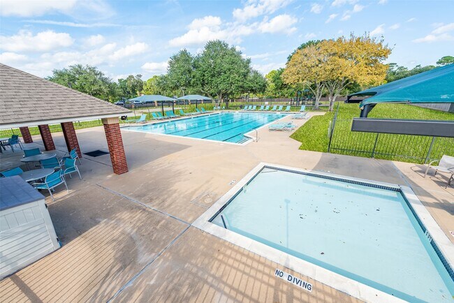 Building Photo - 5115 Cherrywood Ct