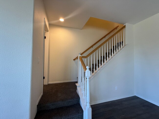 Building Photo - Beautiful Otay Ranch Home with Spacious Floor Plan and Private Backyard