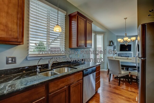 Building Photo - 28285 Cottage Ln