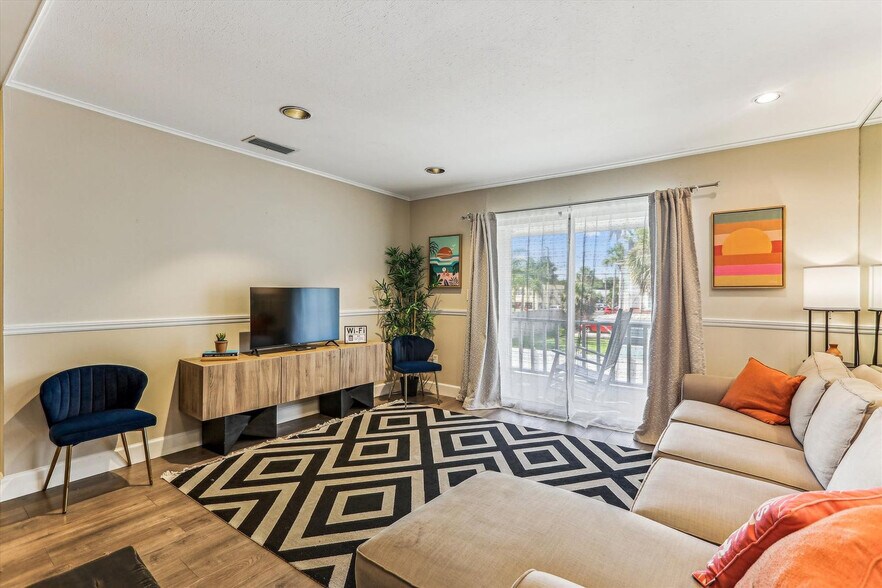 Building Photo - 405 Flagler Blvd