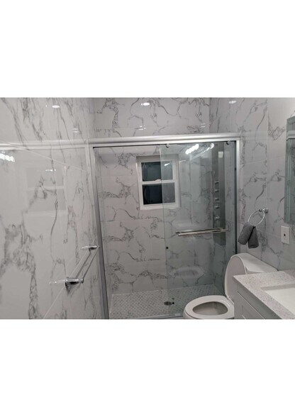 Building Photo - 7448 45th Ave