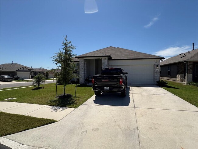 Building Photo - 141 Frostweed Dr
