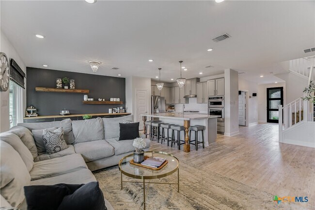 Building Photo - 109 Kyndals Meadow Cove