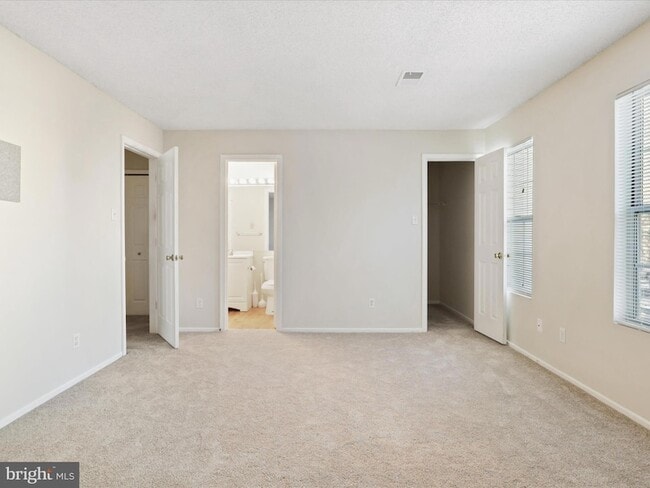 Building Photo - 1108 Huntmaster Terrace NE