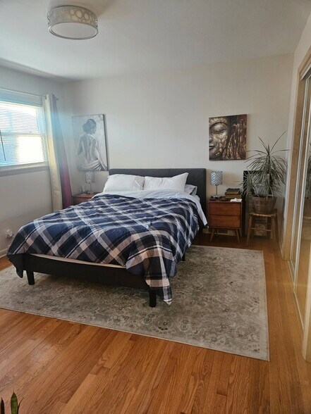 Building Photo - 3311 W Pratt Ave