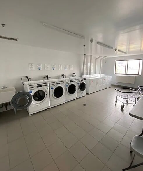 Building Photo - 3156 31st St