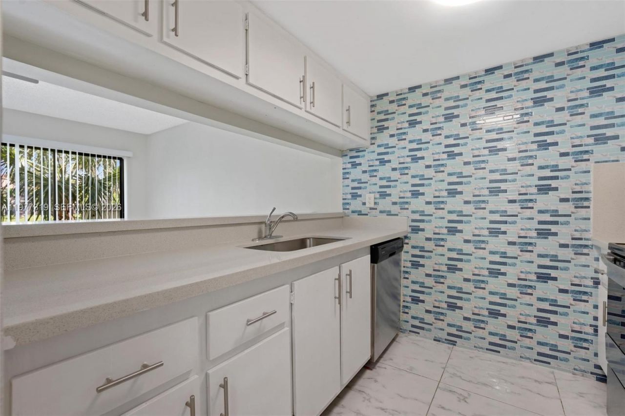 Building Photo - 9827 NW 37th St