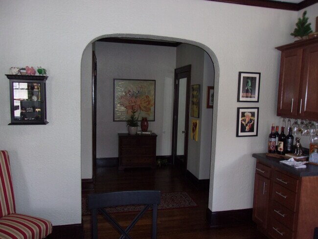 Primary Photo - 309 Park Dr