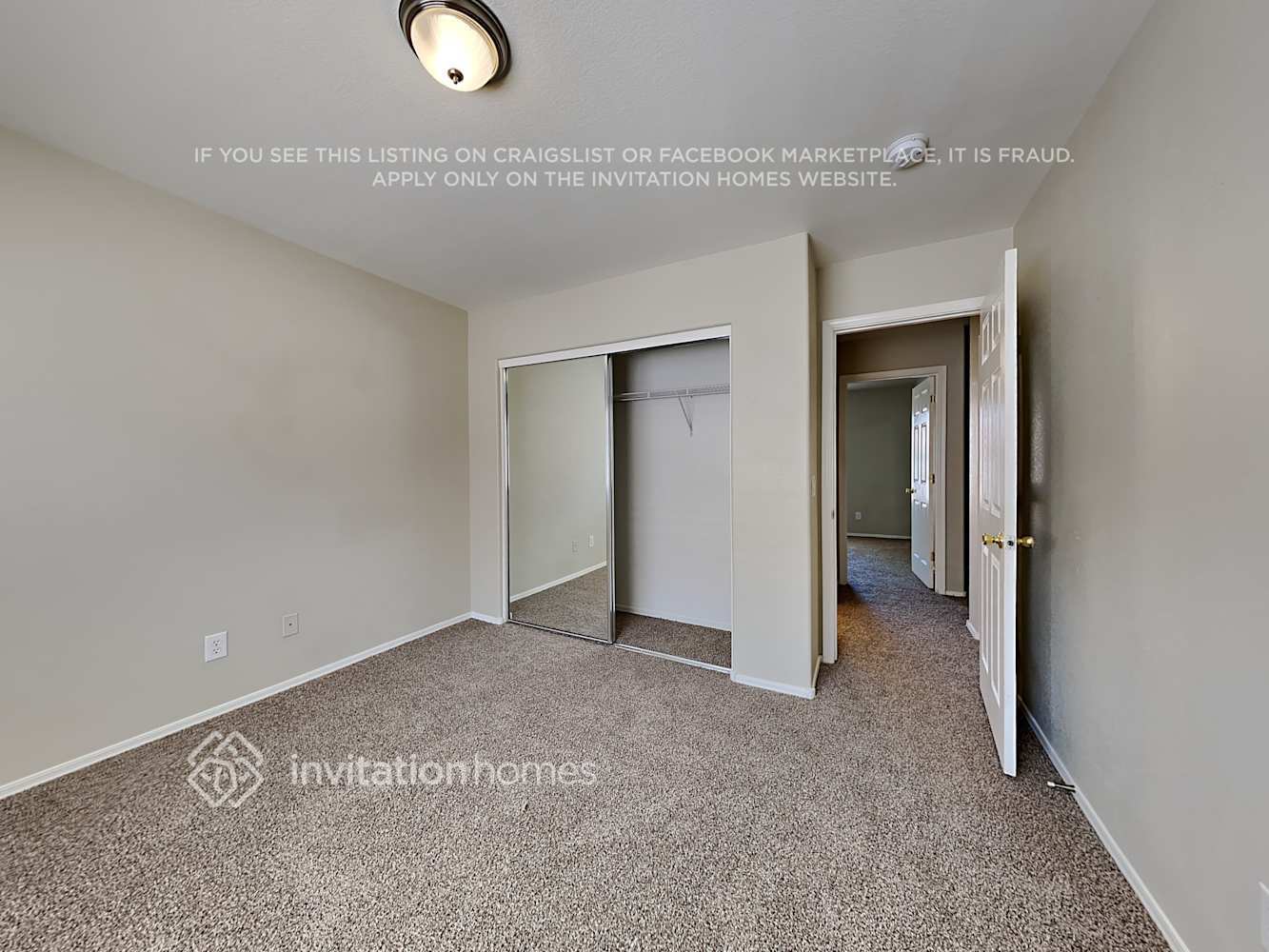 Building Photo - 1515 E Sheraton Ln