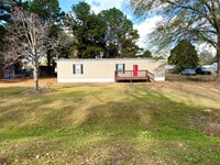 Building Photo - 130 S Blackberry Cir