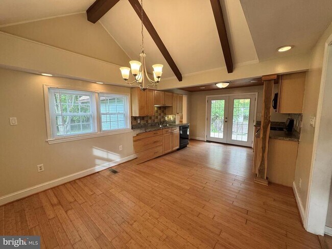 Building Photo - 6703 Token Valley Rd