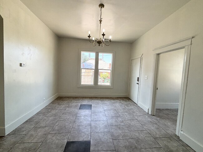 Building Photo - 61 S 800 W
