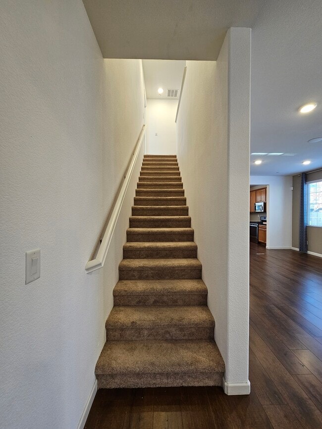 Building Photo - 10900 Merrick Way