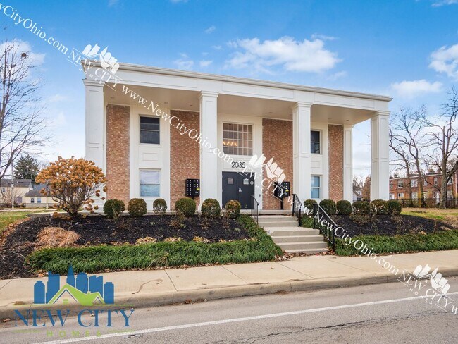 Primary Photo - 2085 Building - New Rennovated 1 & 2 bedro...