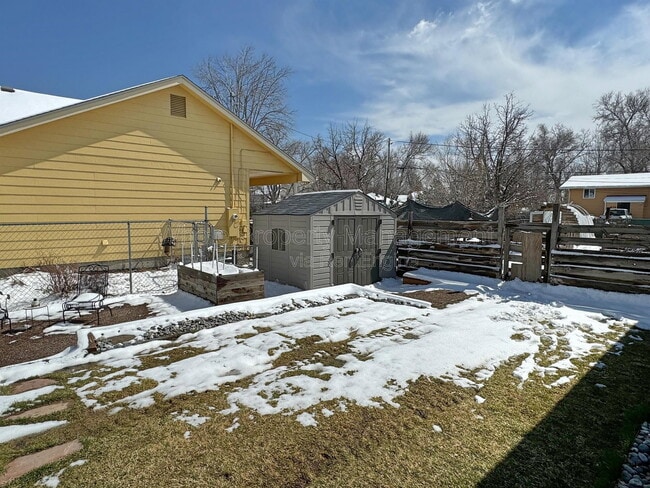 Building Photo - 5680 W 9th Ave