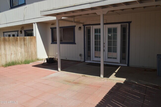Building Photo - 5442 W El Caminito Dr