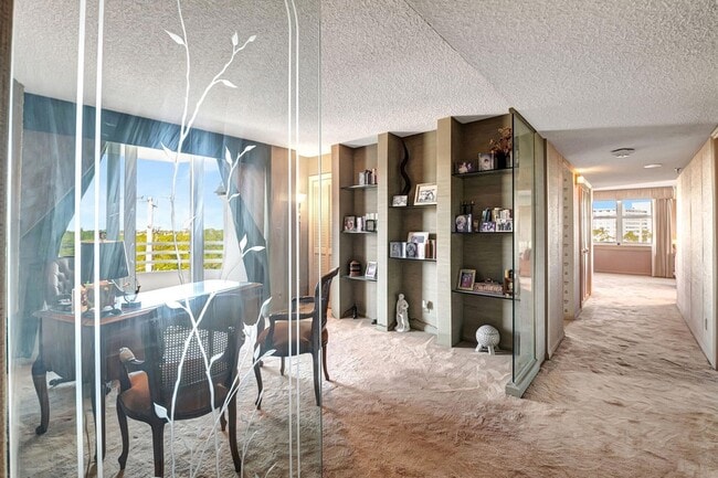 Building Photo - 3407 S Ocean Blvd