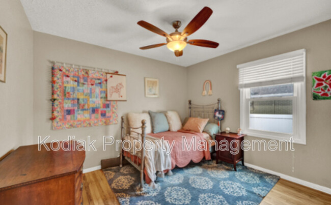 Building Photo - 2218 Wilmington Cir