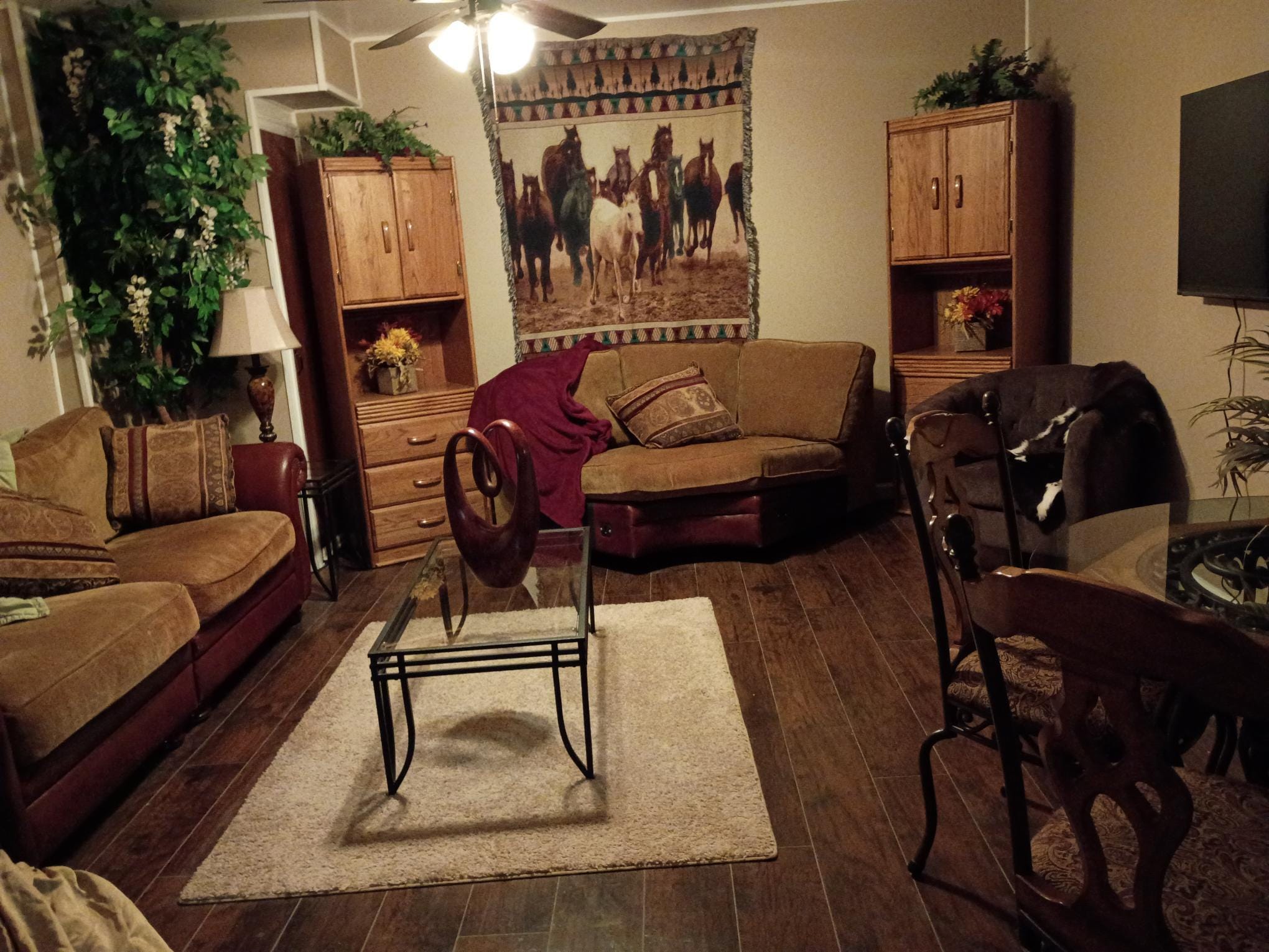 Building Photo - 5070 Fenwood Dr