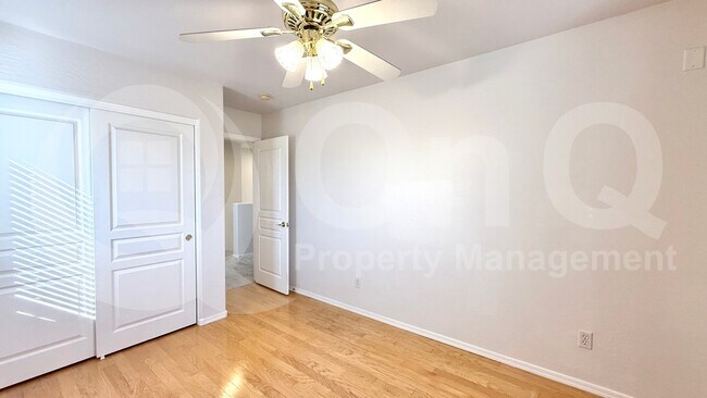 Building Photo - 1168 S Park Grove Ct