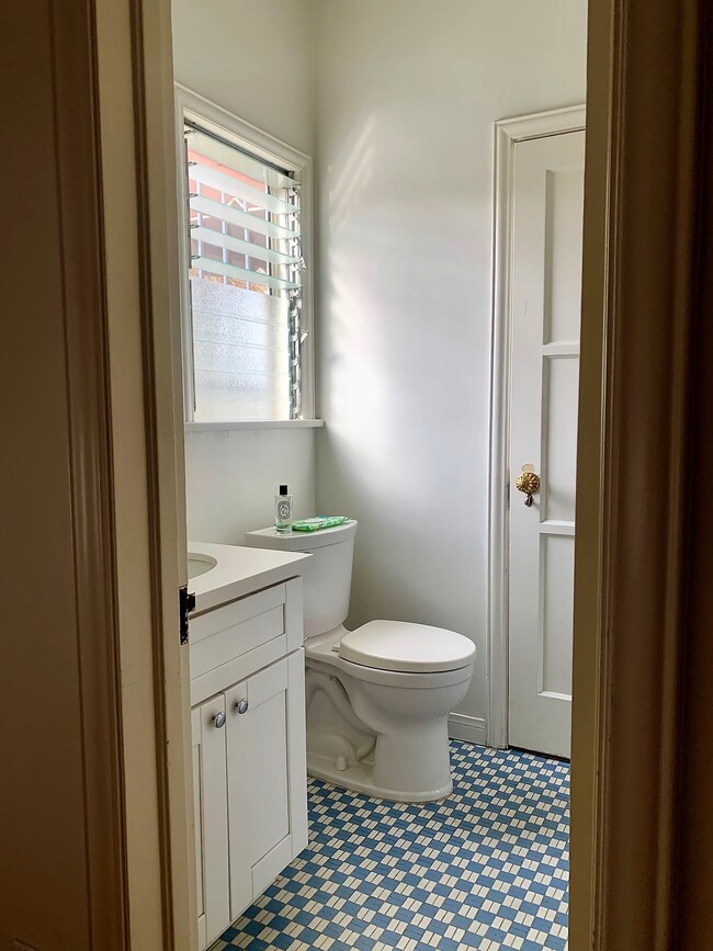 Bathroom - 139 N Orange Dr