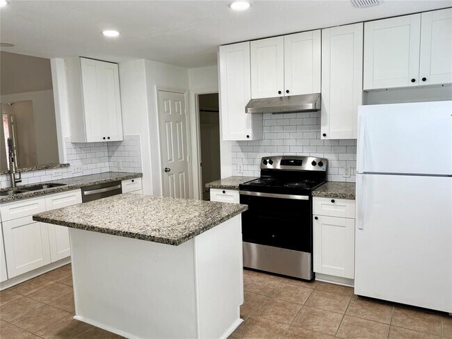 Building Photo - 21607 N Boundary Peak Way