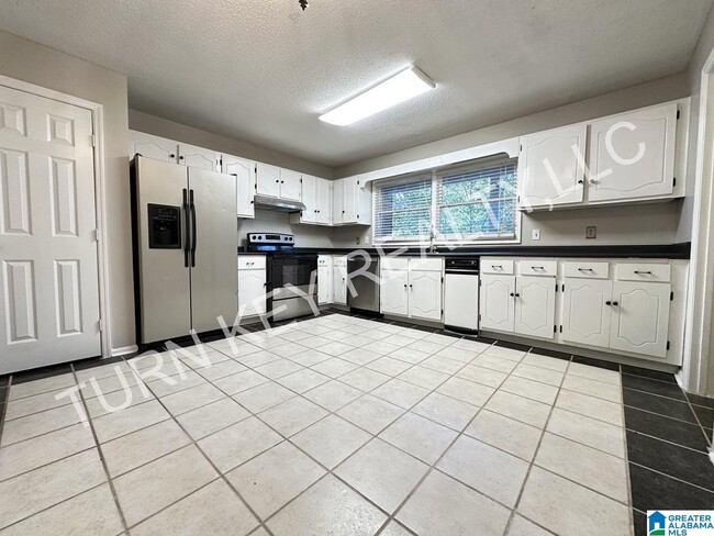 Building Photo - 3891 Overton Manor Trail