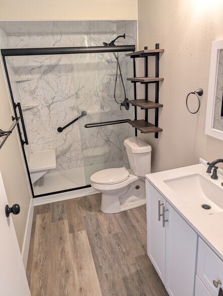 Building Photo - 11513 Valencia Dr