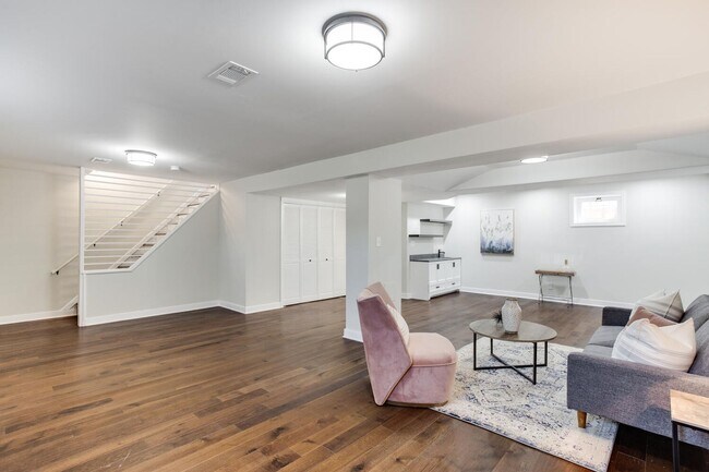 Building Photo - Fabulously Renovated 4 Bedroom, 3.5 Bathroom Home In Close in Potomac!!