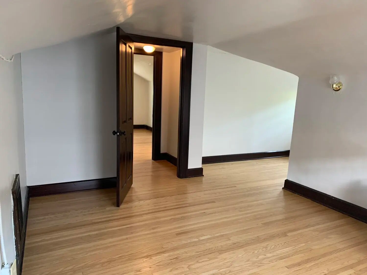 Building Photo - 500 S Fess Ave