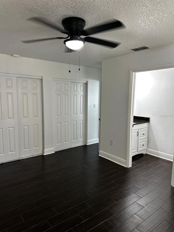 Building Photo - 1520 Country Ridge Dr