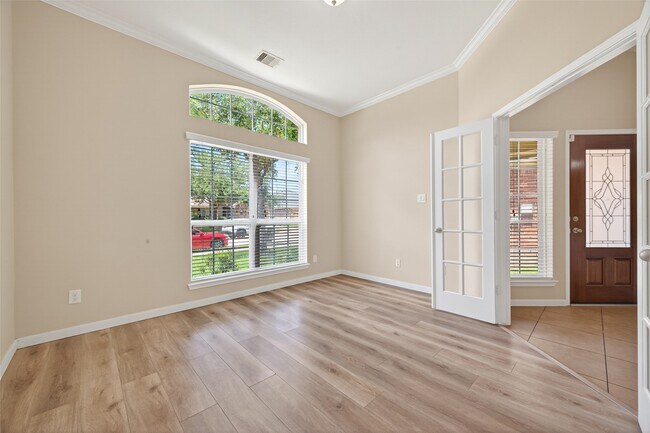 Building Photo - 24431 Ranchwood Springs Ln