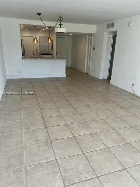 Building Photo - 3010 N Course Dr