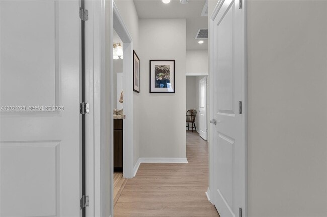 Building Photo - 4810 Eucalyptus Dr
