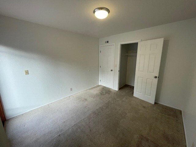 Building Photo - 13161 Shalimar Pl