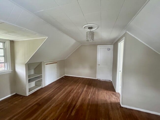 Building Photo - 7416 Waymouth Way