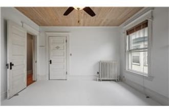 Building Photo - 3017 Knox Ave S