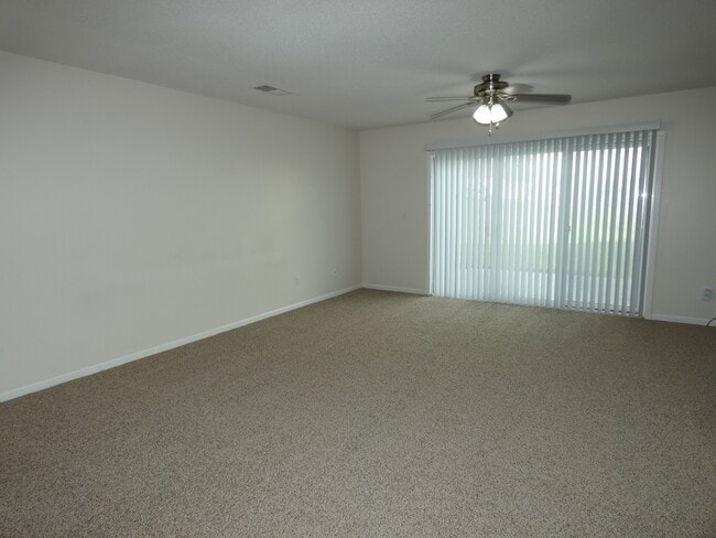 Building Photo - 5506 N Fairmount Ave