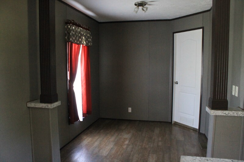 Building Photo - 115 Glenn Rd