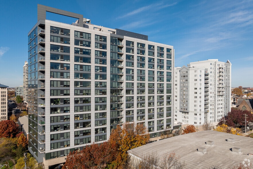 Community - North X Northwest Apartments