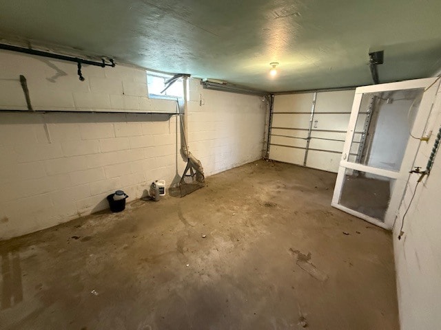 Building Photo - 122 Division St