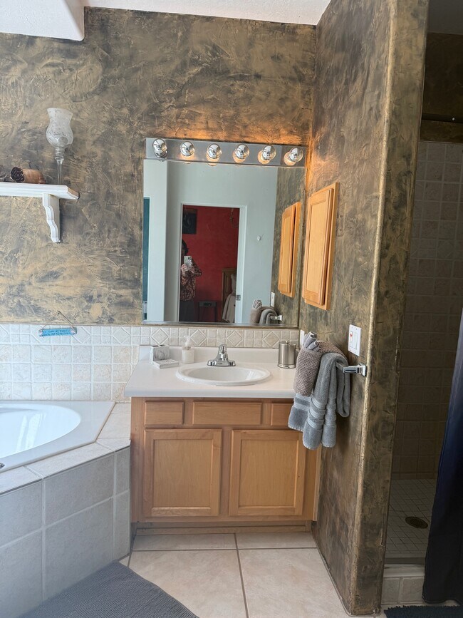 Building Photo - 6552 Cll Verde